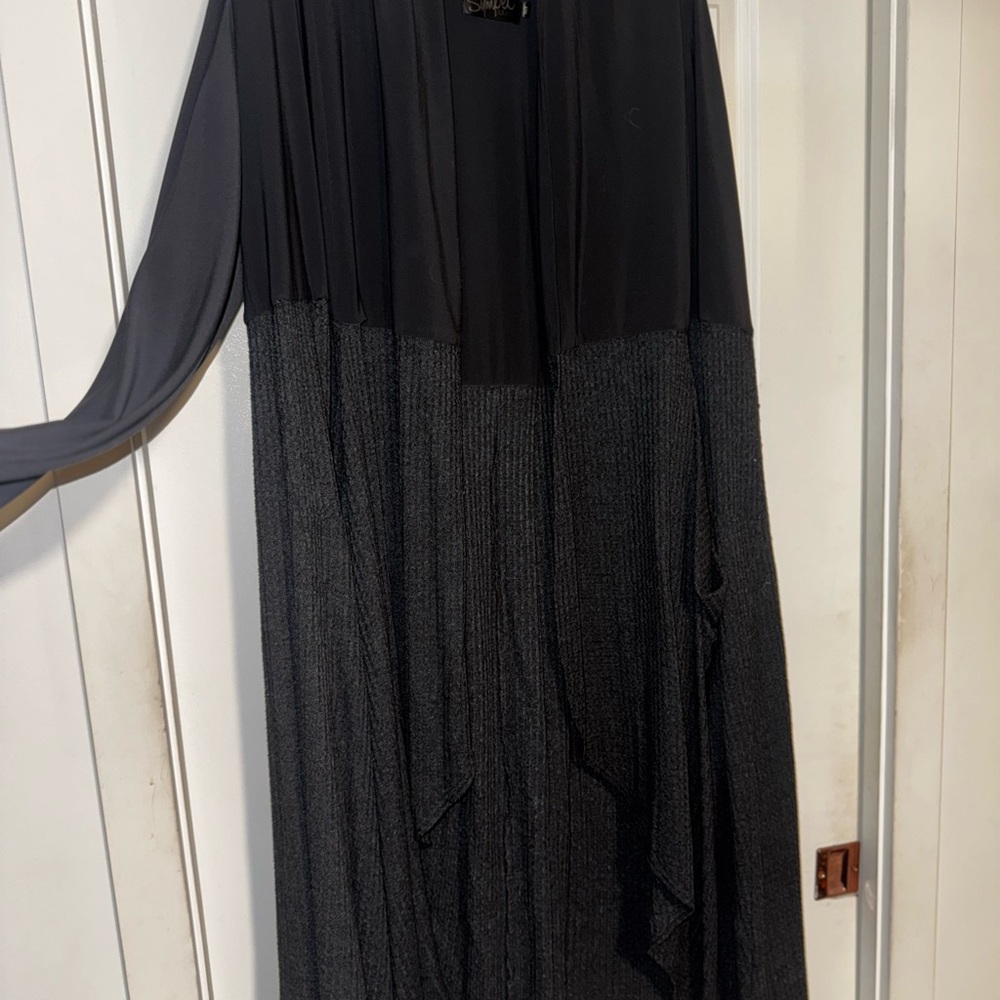 Sympli Elegant Black and Gray Long Sleeve Dress Jacket